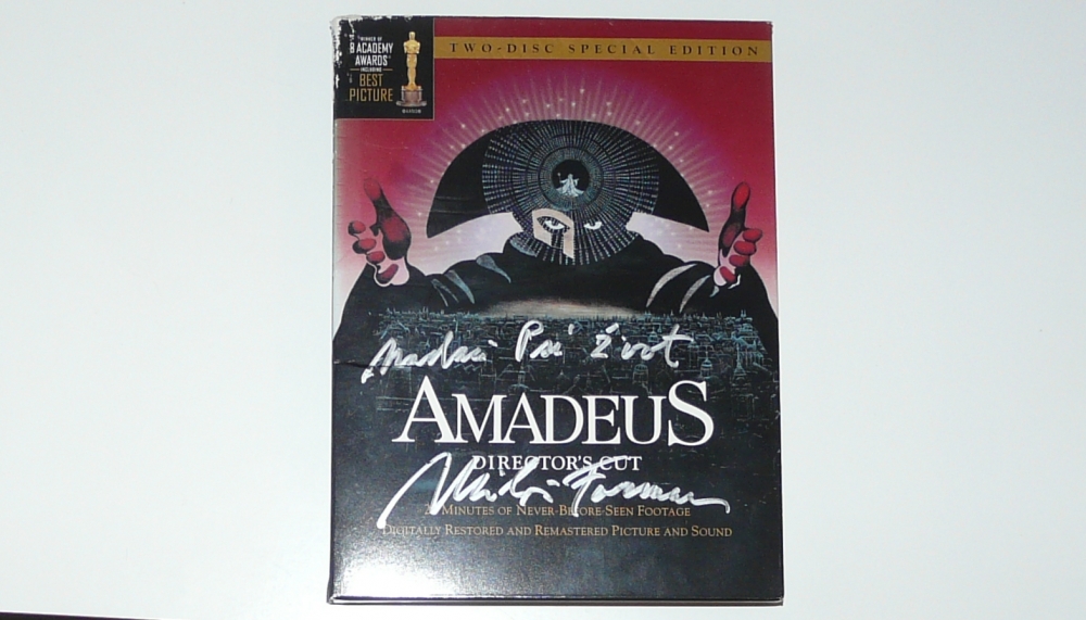 Aukce DVD filmu Amadeus s autogramem a věnováním od režiséra filmu Miloše Formana